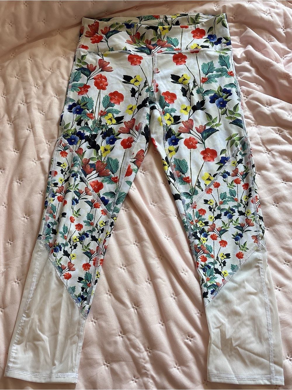 Fabletics Bundle - Picture 4 of 8